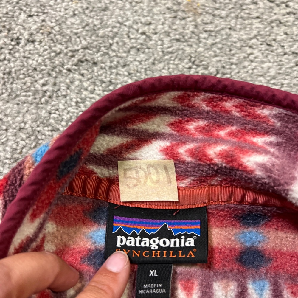 Patagonia Synchilla Snap-T Pullover Womens XL kuta klash dark currant Geometric - Picture 8 of 11